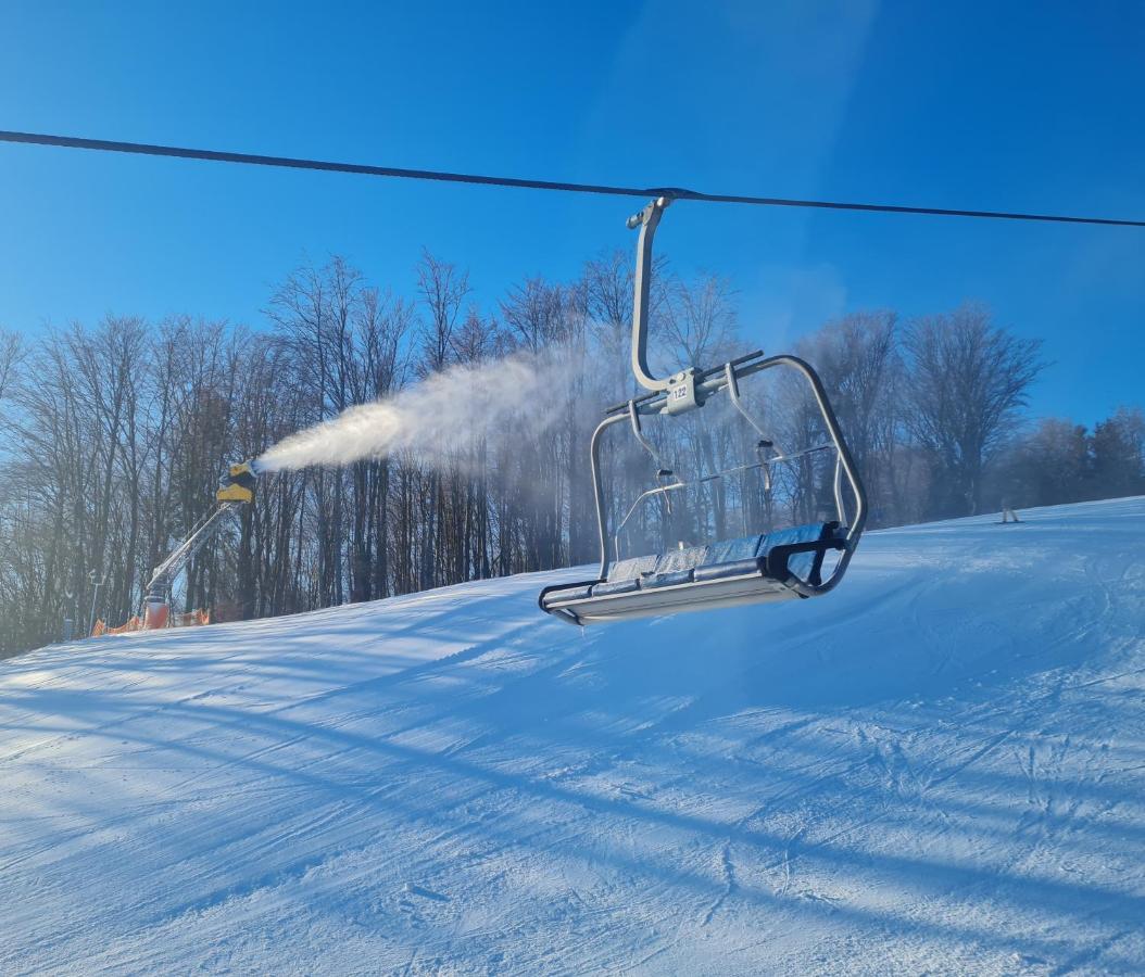 Snowland Apartmany Валча Экстерьер фото